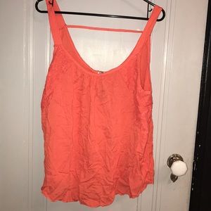 🔥NWT🔥 Bella D Cayenne Solid Gauze crochet Top 🔥